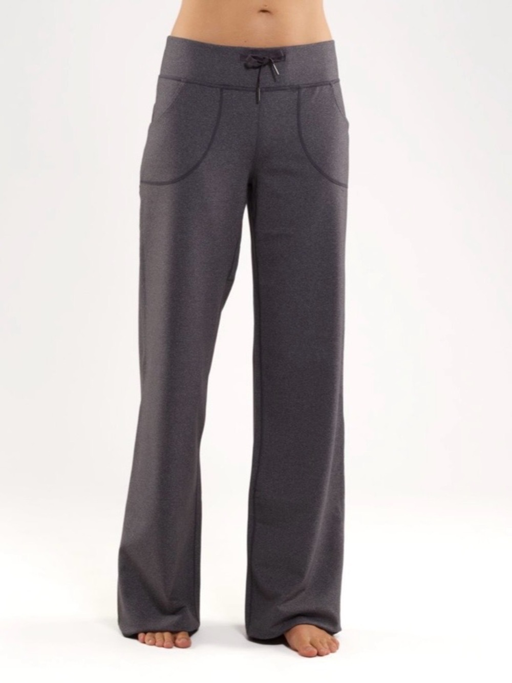 lululemon athletica Women’s  Still Pant in  Heathered Coal size 2 (waist 13”)